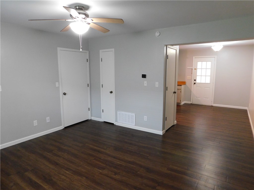 Oak Tree Condos - Residential