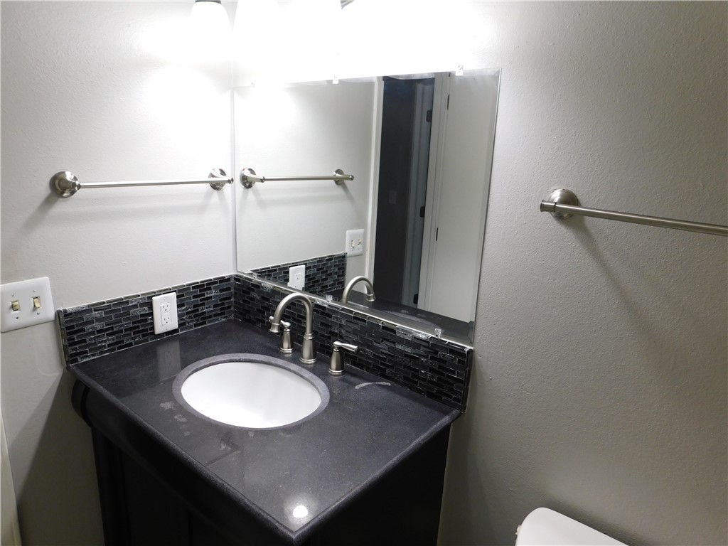 Oak Tree Condos - Residential