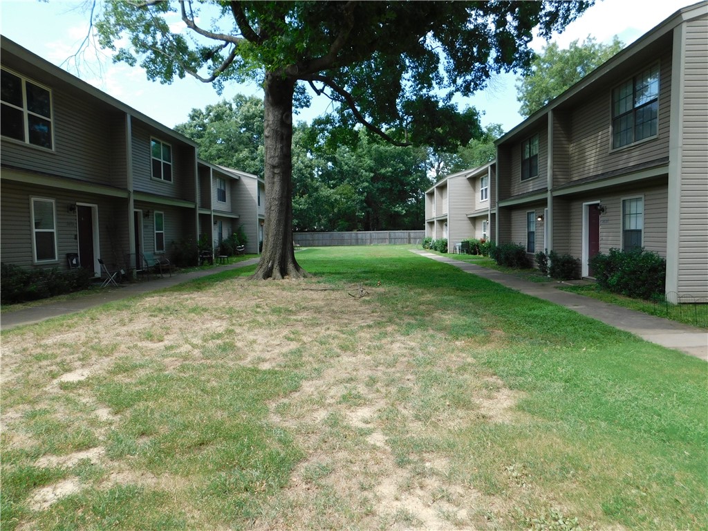 Oak Tree Condos - Residential