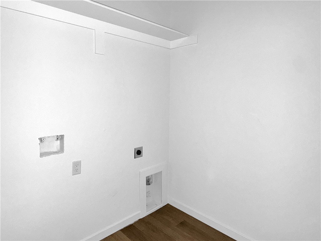 Pine Hollow - Residential