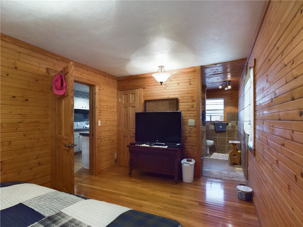 Guylala Vista - Residential