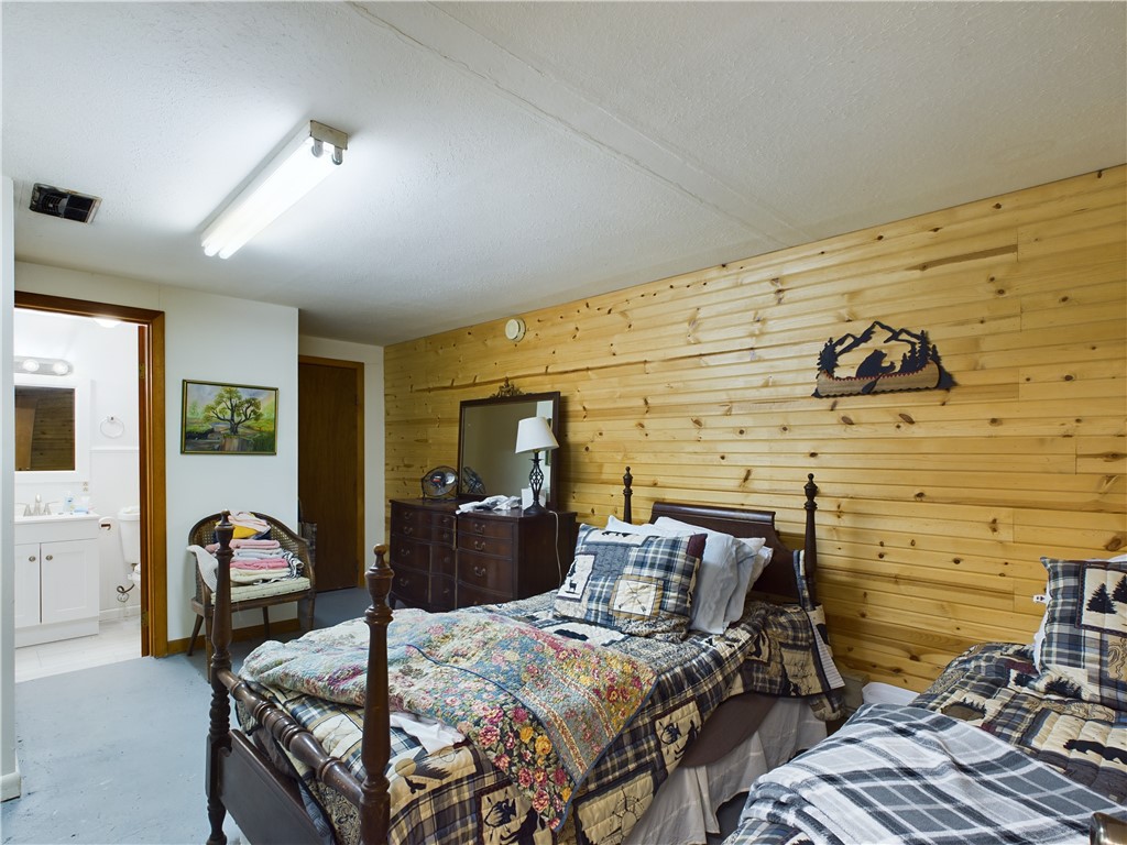 Guylala Vista - Residential