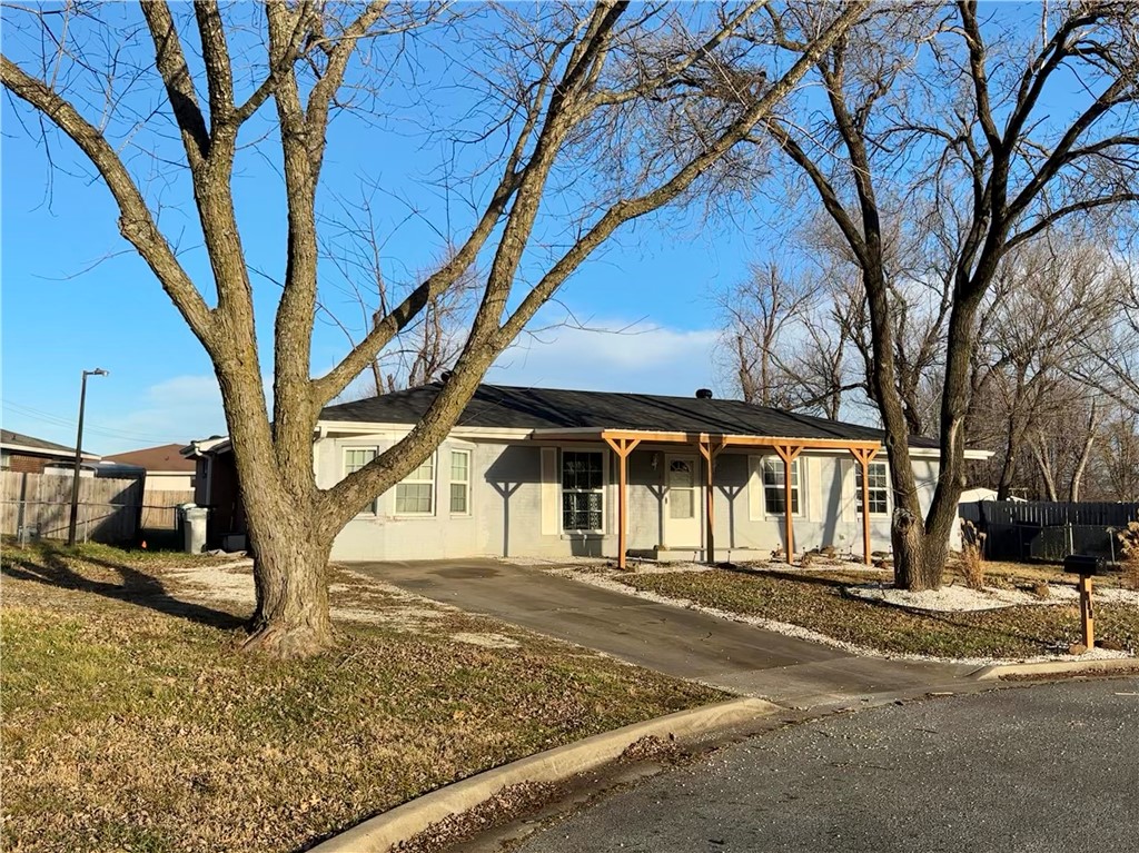 Dixieland Village 1st Add Rogers - Residential