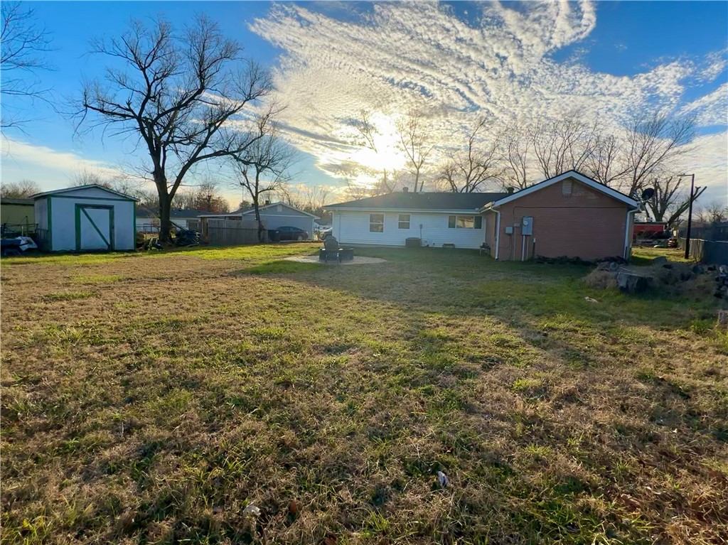 Dixieland Village 1st Add Rogers - Residential