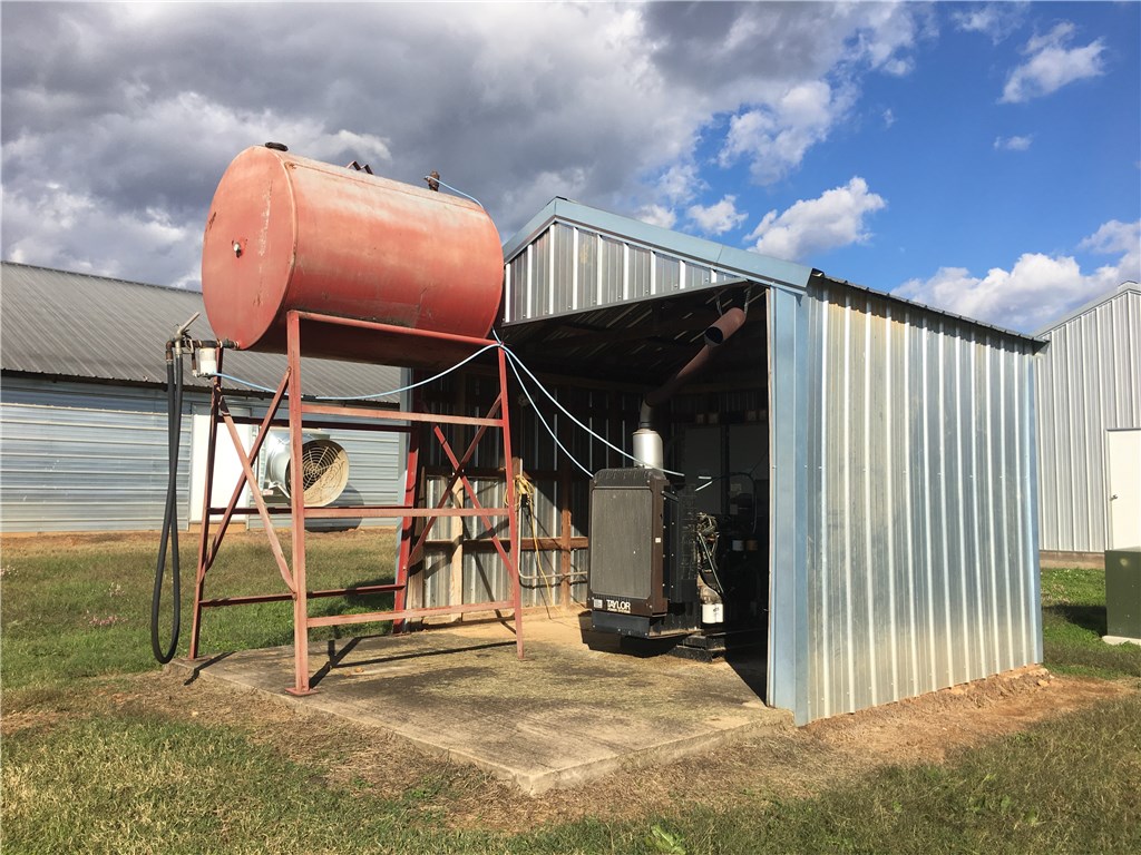 River Valley Farming - Farm