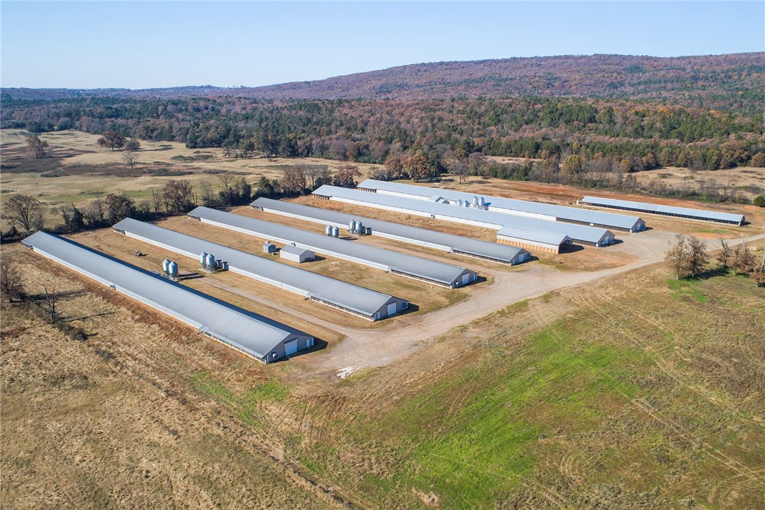 River Valley Farming - Farm