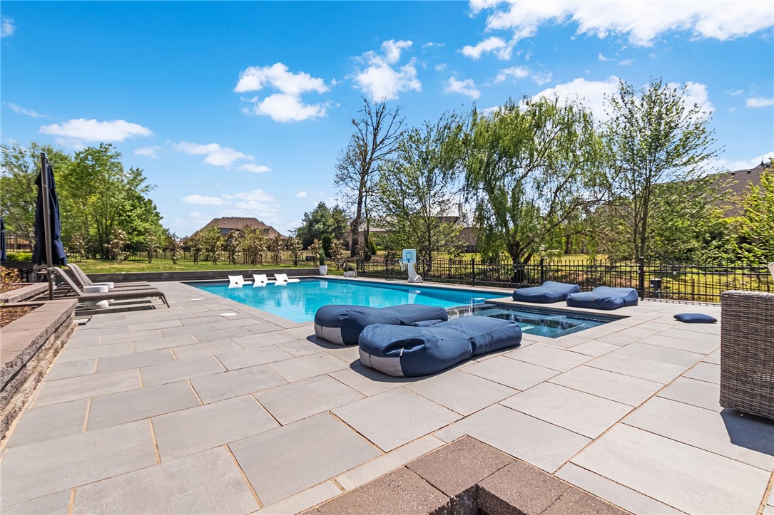 Pinnacle Sub Ph 4 Rogers - Residential