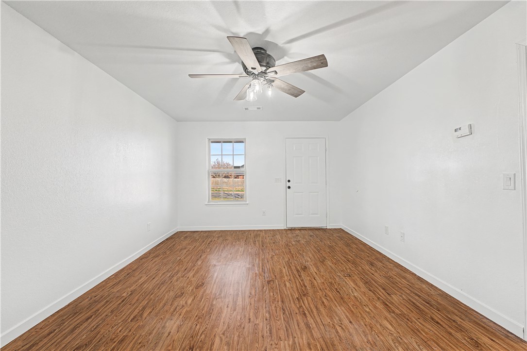 CARRIAGE SQUARE COURT HPR-BENTONVILLE - Residential