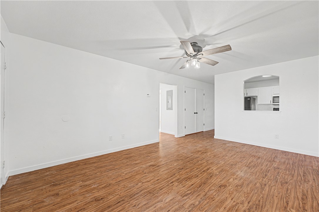 CARRIAGE SQUARE COURT HPR-BENTONVILLE - Residential