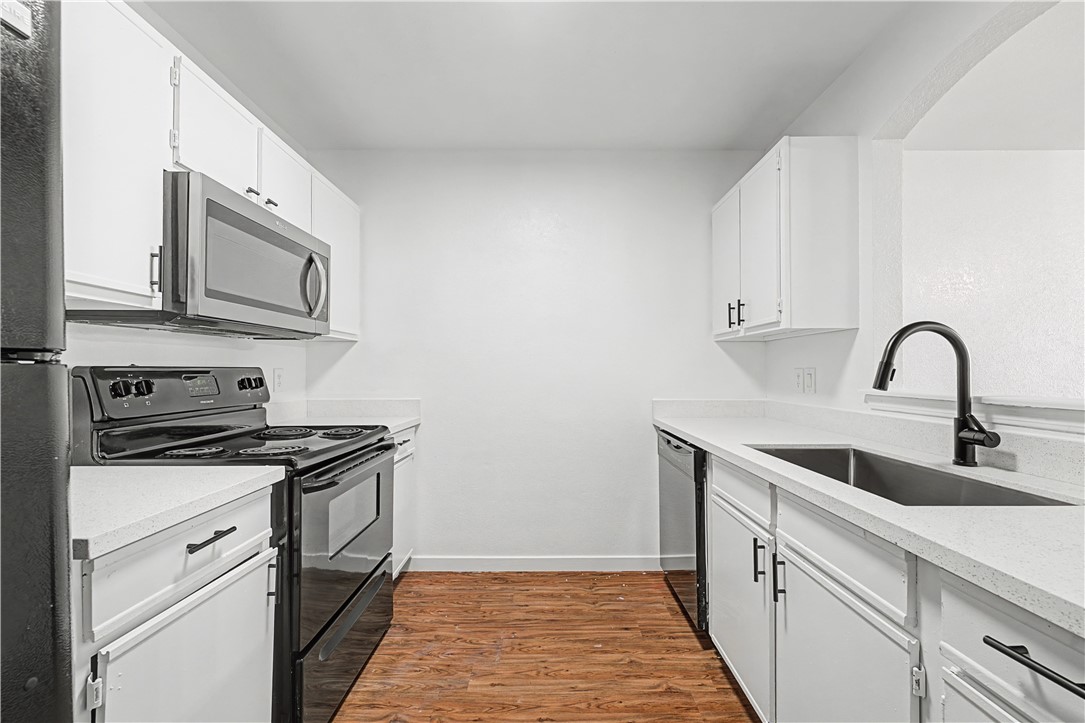 CARRIAGE SQUARE COURT HPR-BENTONVILLE - Residential