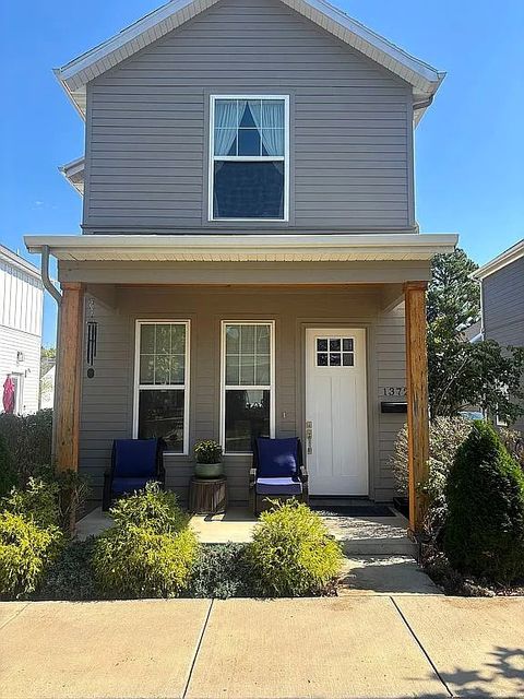 Photo of 1372 S Duncan Avenue, Fayetteville, AR 72701 (MLS # 1344305)