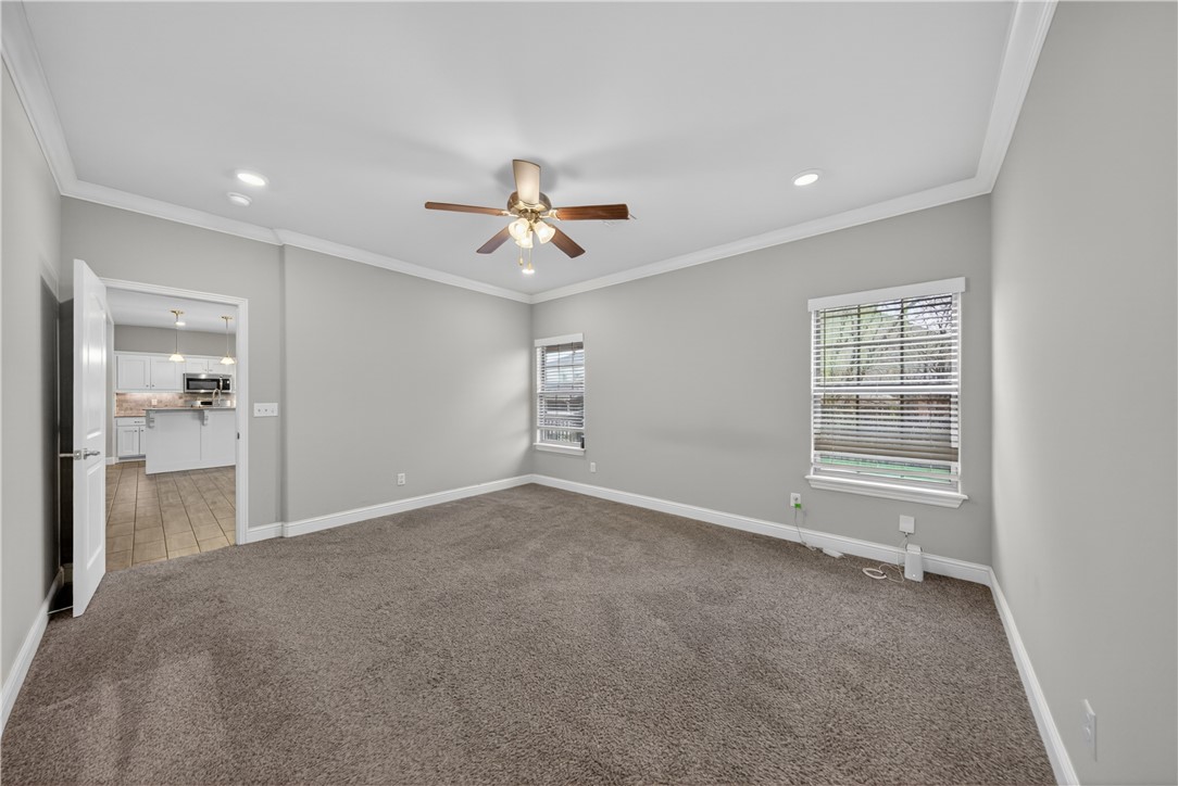 Oak Creek Springdale - Residential Lease