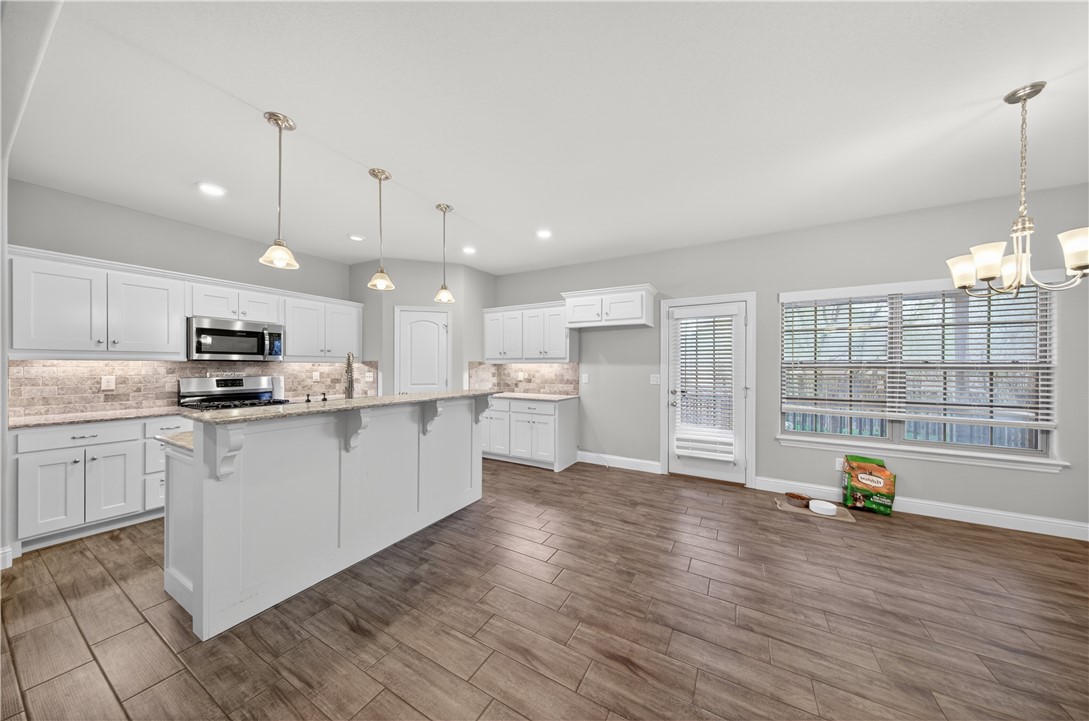 Oak Creek Springdale - Residential Lease