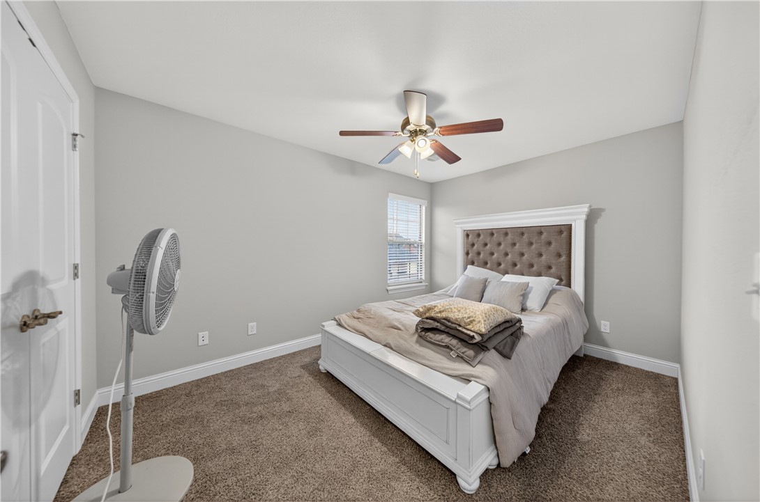 Oak Creek Springdale - Residential Lease