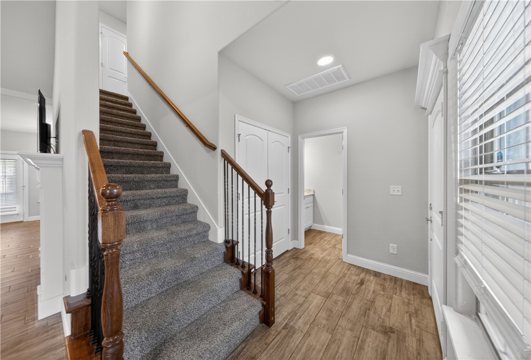 Oak Creek Springdale - Residential Lease