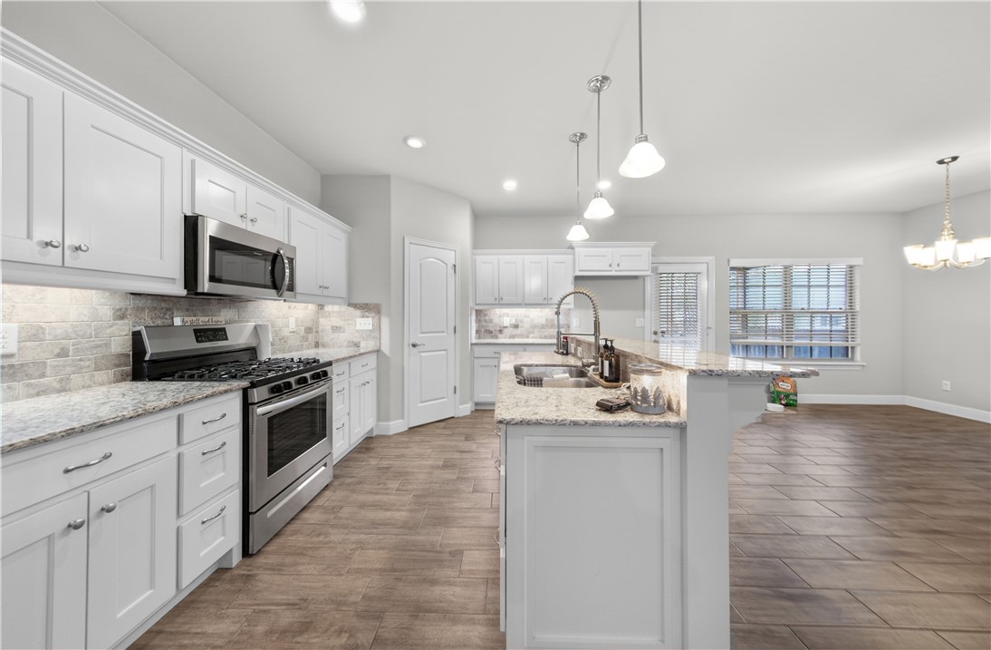 Oak Creek Springdale - Residential Lease