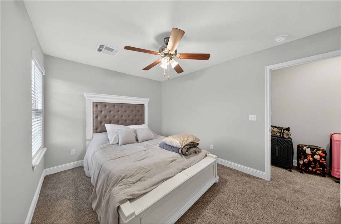 Oak Creek Springdale - Residential Lease