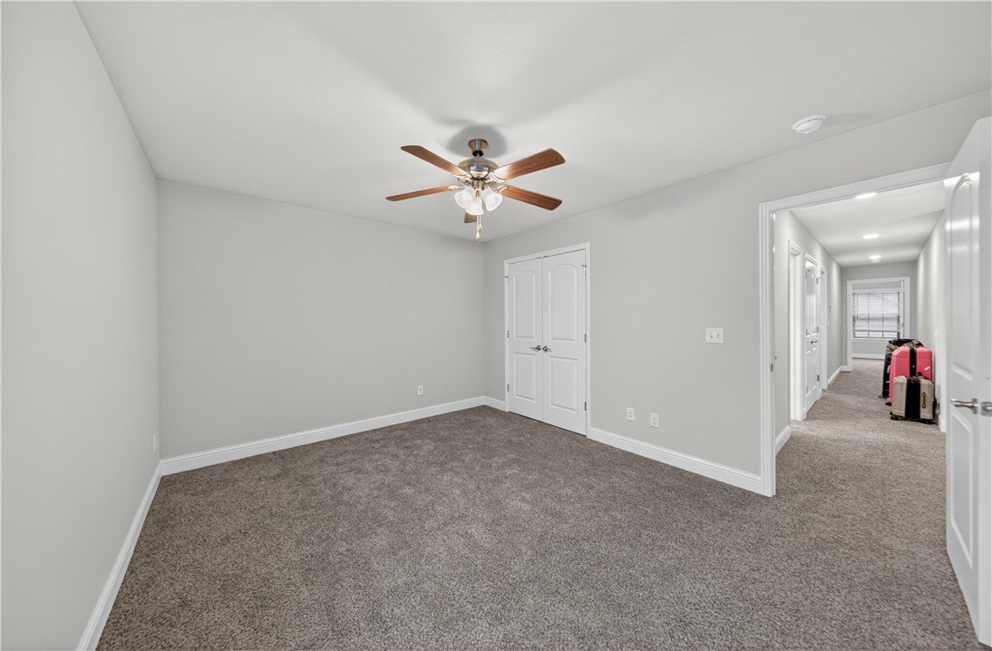 Oak Creek Springdale - Residential Lease