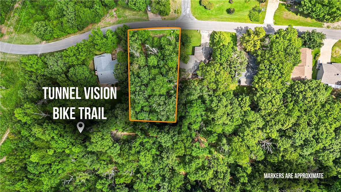 Just like your mountain bike, this Bella Vista lot is ready to roll!
The location is fantastic ā right in the middle of everything you want, including the Tunnel Vision bike trail practically in your backyard and a quick trip to the upcoming chair lift.
Check out the drone pictures or take a trip to beautiful Bella Vista to see it in person to take in the views. Youāre only 3 minutes from Kingsdale golf, tennis, swimming pools, fitness rooms, and Riordan Hall. Plus, you can hit Bentonville in under 12 minutes and quickly on i49 to head toward Fayetteville or Missouri.
If youāre looking for an exciting lot in Bella Vista, this is it.