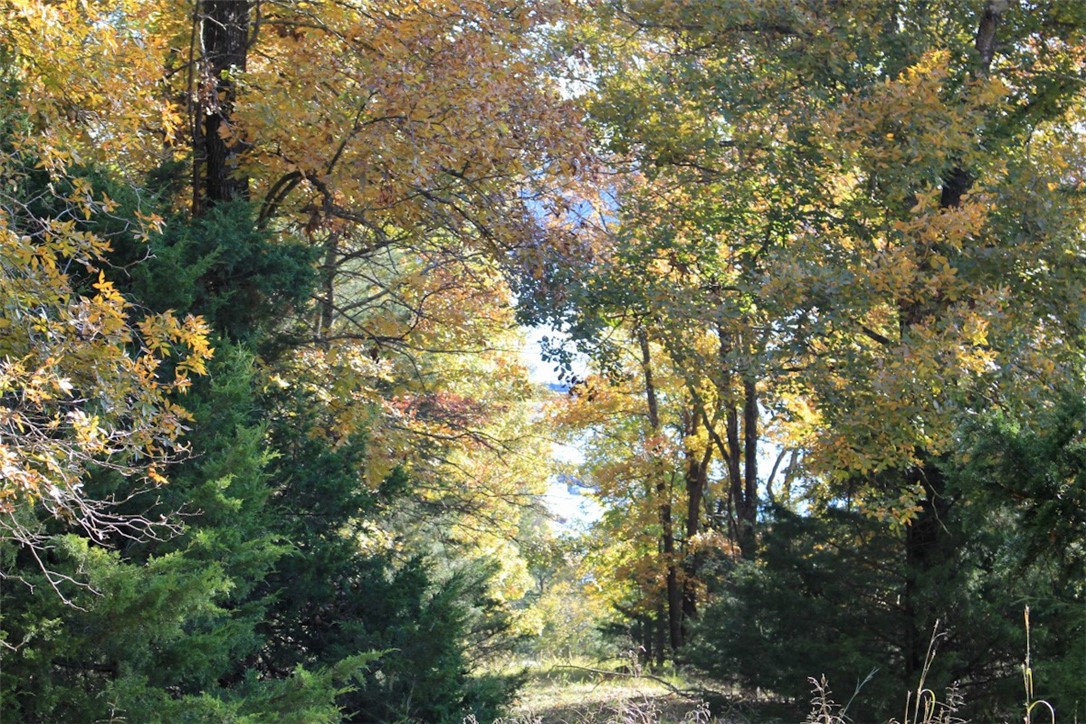 Woodlake Estates - Land