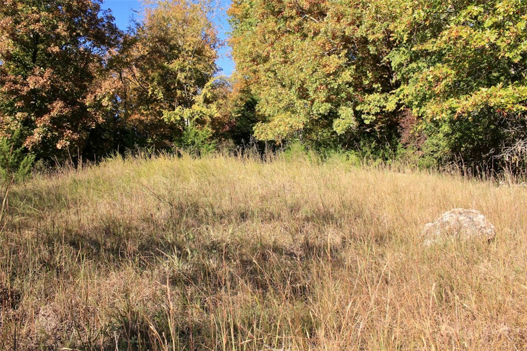 Woodlake Estates - Land