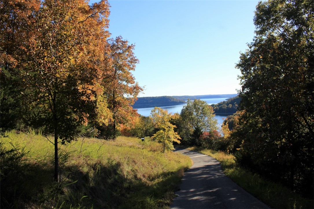 Woodlake Estates - Land