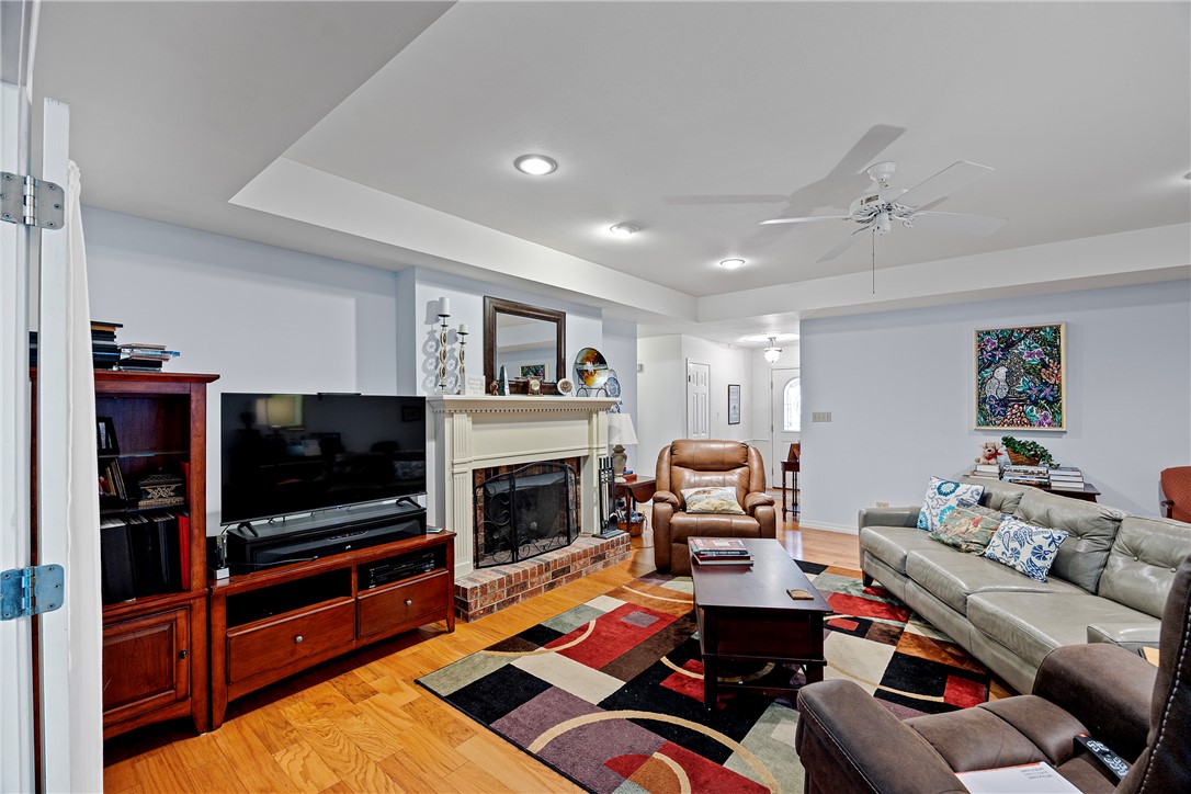 Hickory Hills Ph Ii - Residential
