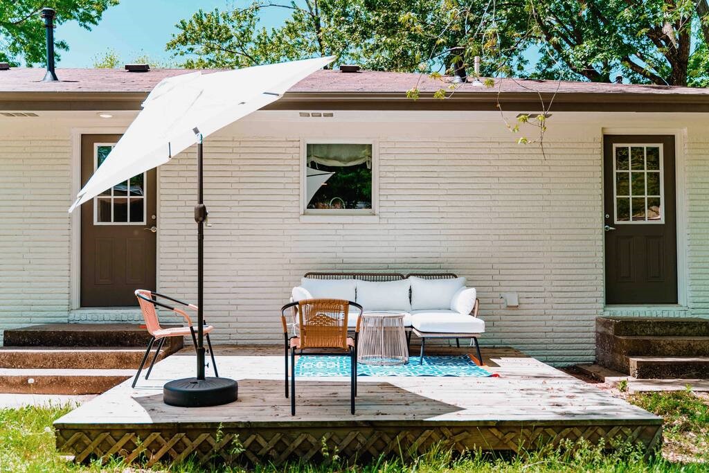 Thompsons Sub Bentonville - Residential
