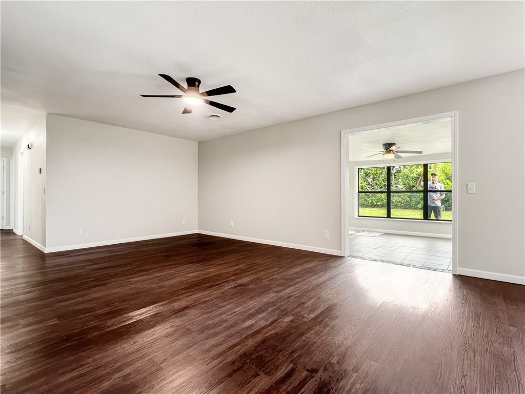 Western Terrace Unit 2 Rogers - Residential