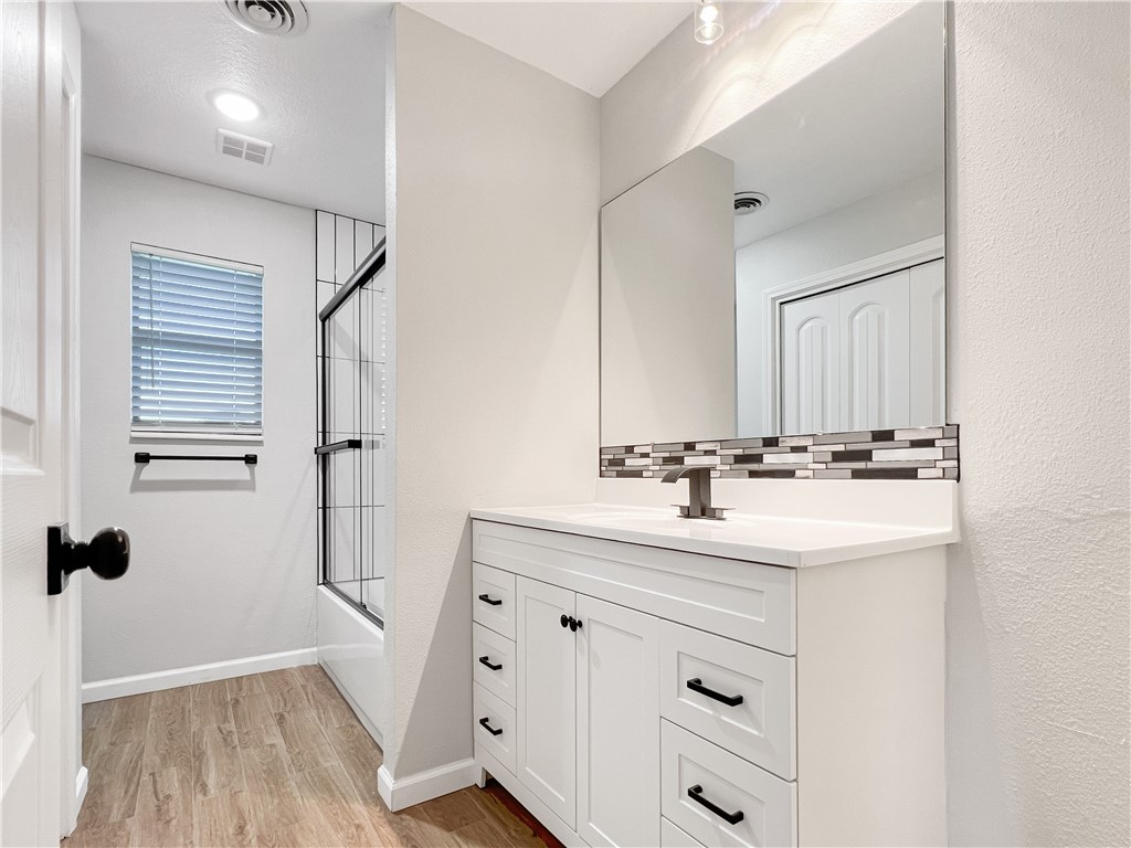 Western Terrace Unit 2 Rogers - Residential