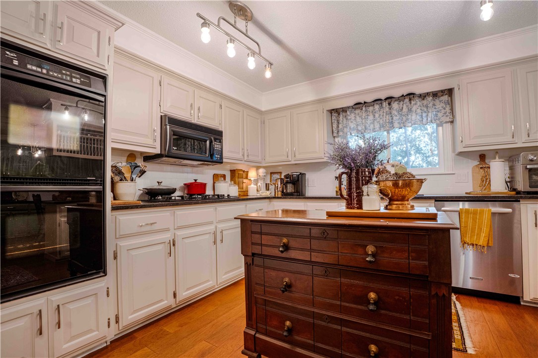 Lands End Ph Ii - Residential