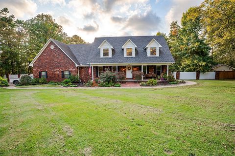 Photo of 3310 Half Moon Lane, Russellville, AR 72802 (MLS # 1326883)