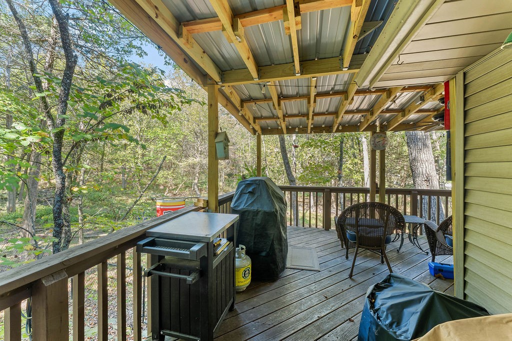 Unit 115 Holiday Island - Residential