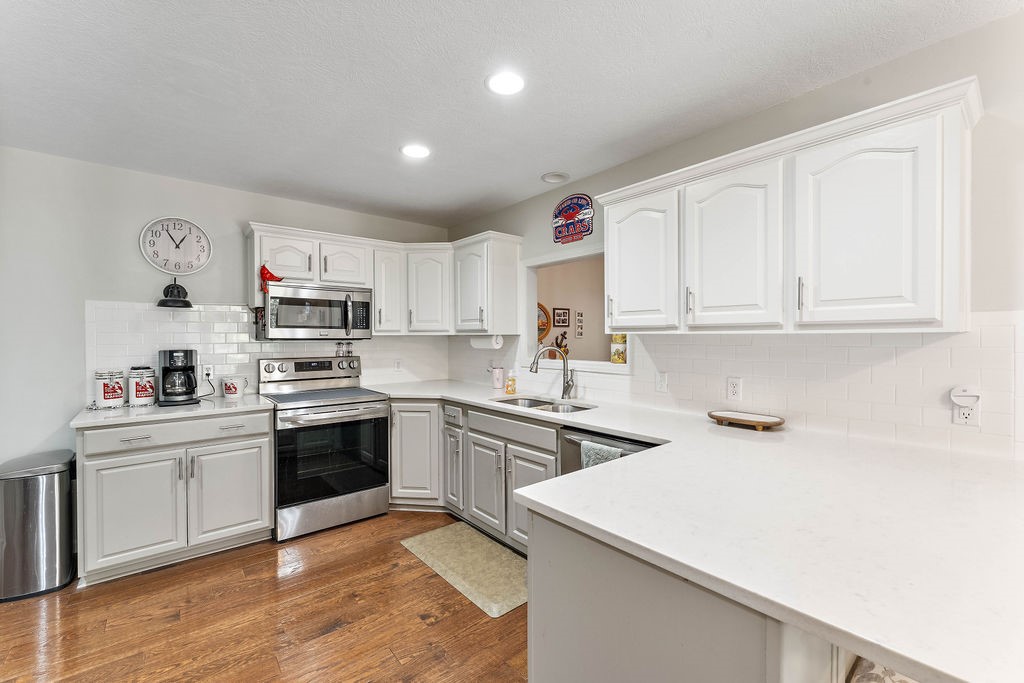 Unit 115 Holiday Island - Residential