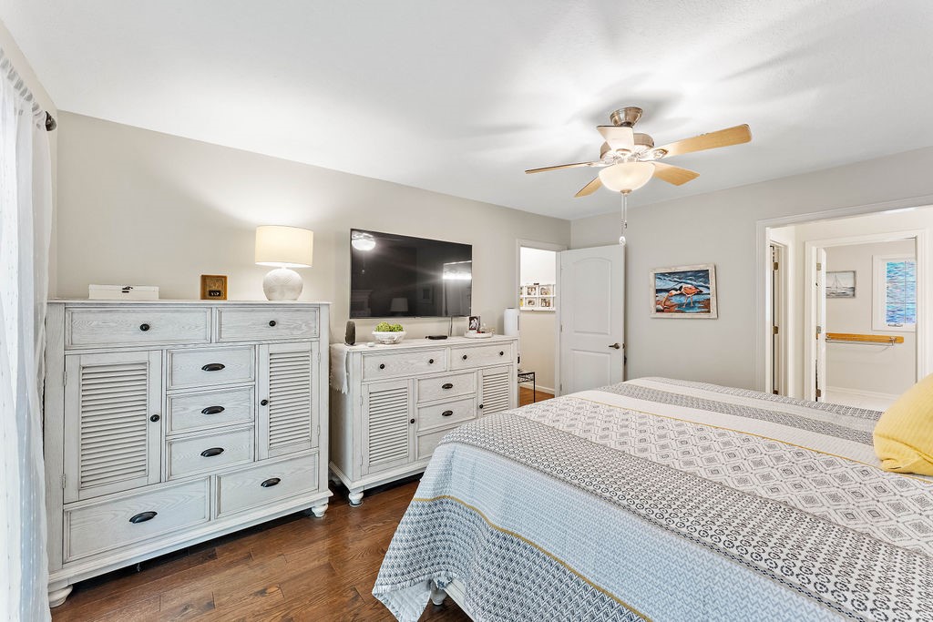 Unit 115 Holiday Island - Residential