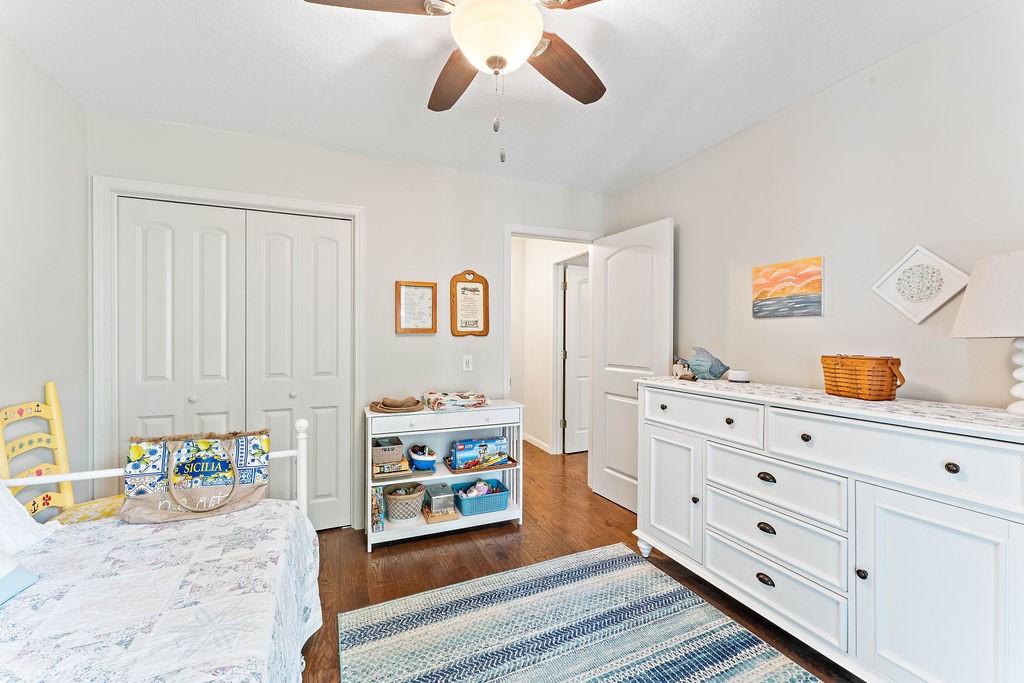 Unit 115 Holiday Island - Residential