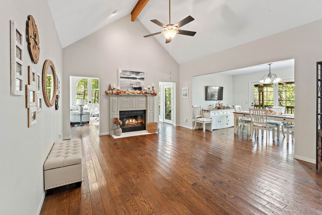 Unit 115 Holiday Island - Residential