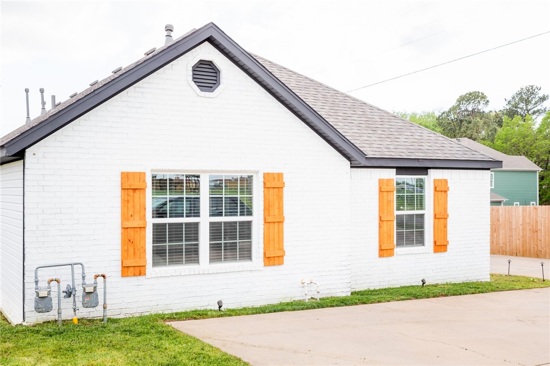 University Acres Sub - Residential Lease