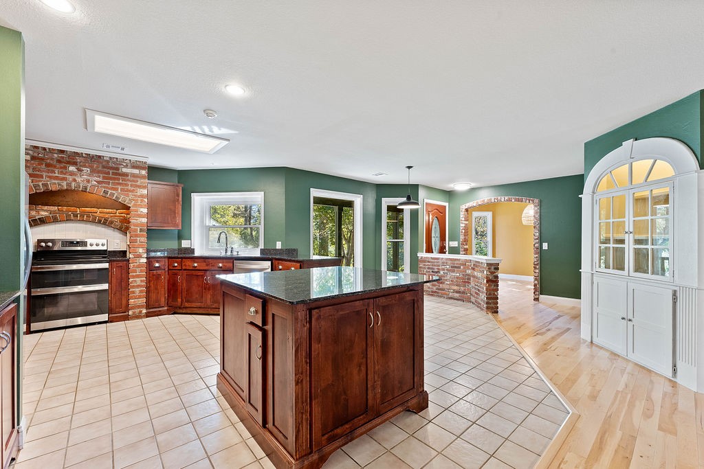 Shepherd Hills Add Little Flock - Residential