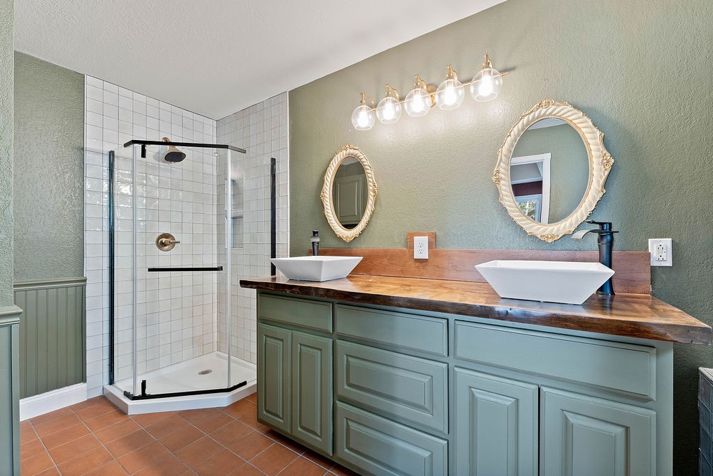 Shepherd Hills Add Little Flock - Residential