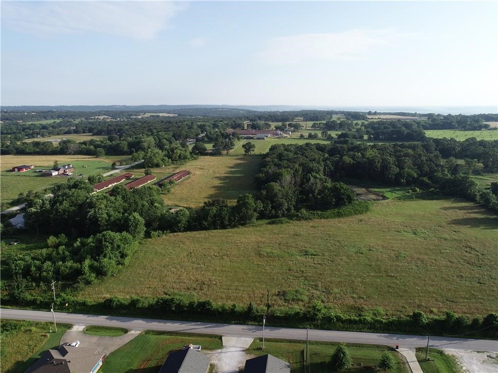 Lincoln Outlots - Land