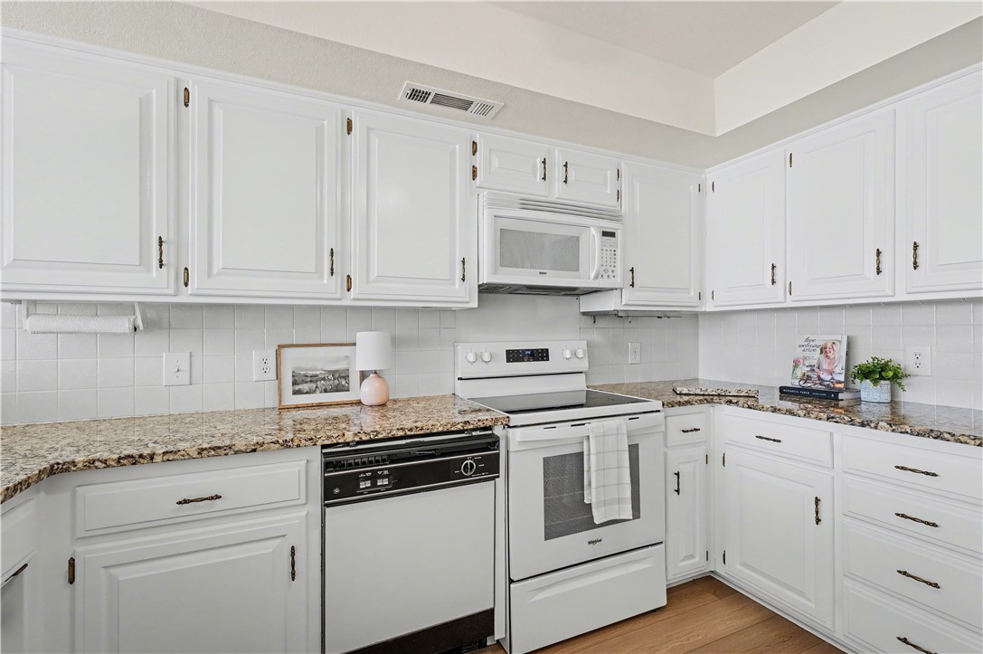 Country Club Estates - Residential