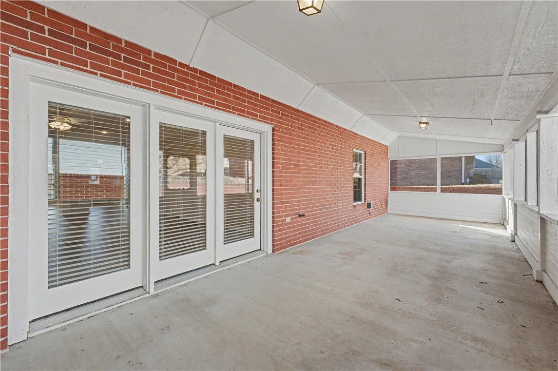 Country Club Estates - Residential