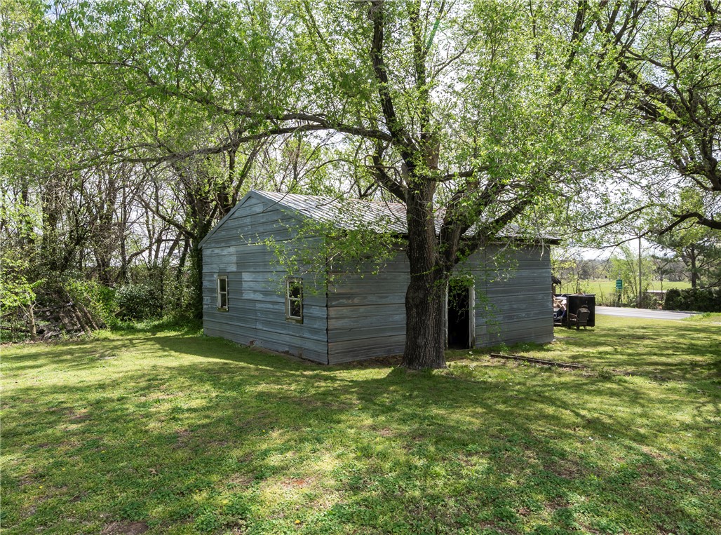 Country Living - Residential