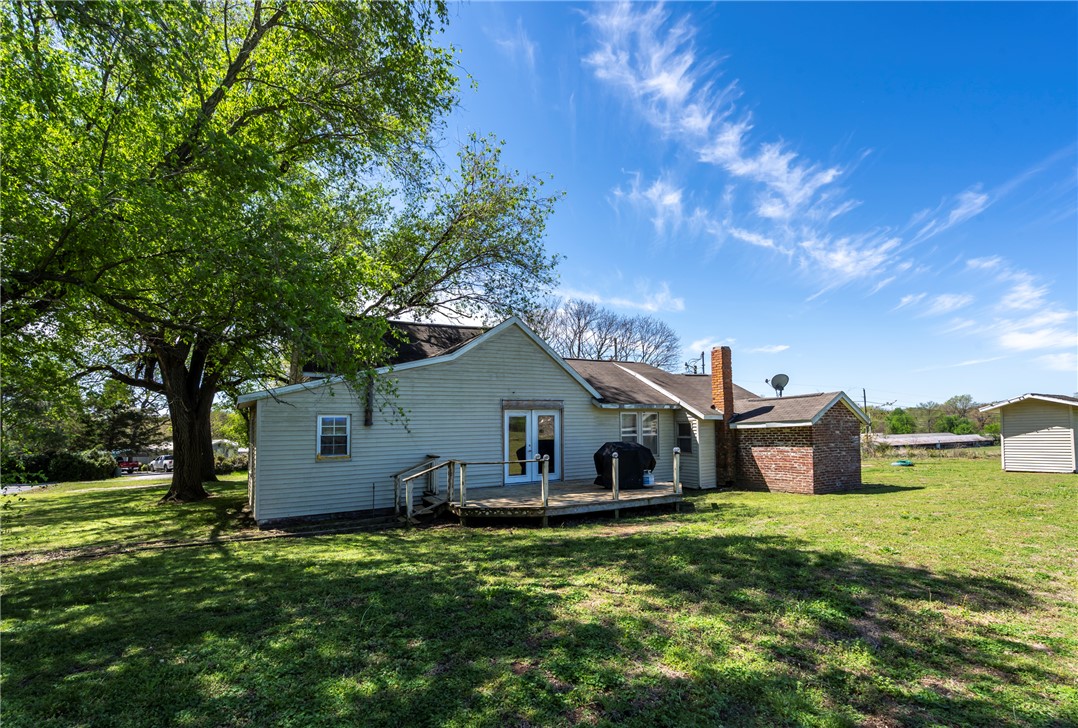 Country Living - Residential