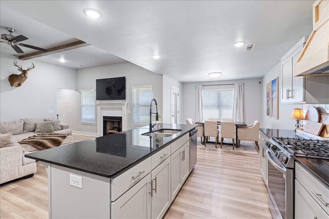 Snyder Grove Sub Ph 2 3 4 - Residential