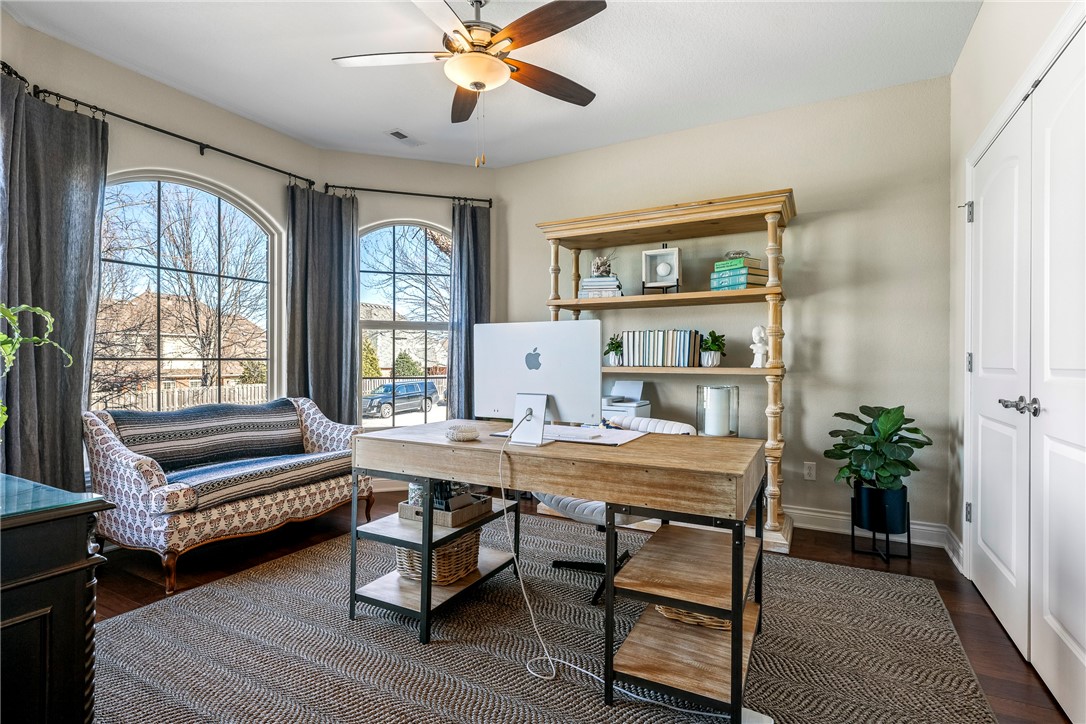 Shadow Valley Pud Ph Vii Rogers - Residential