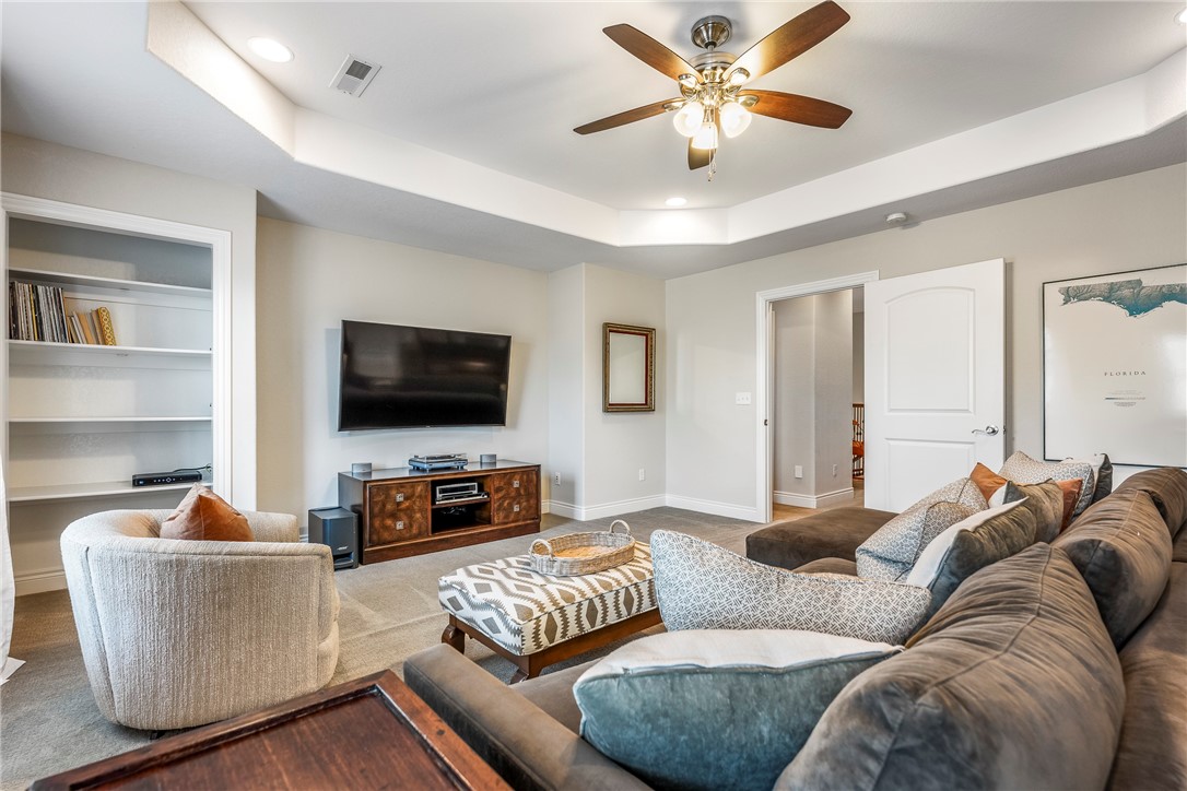 Shadow Valley Pud Ph Vii Rogers - Residential