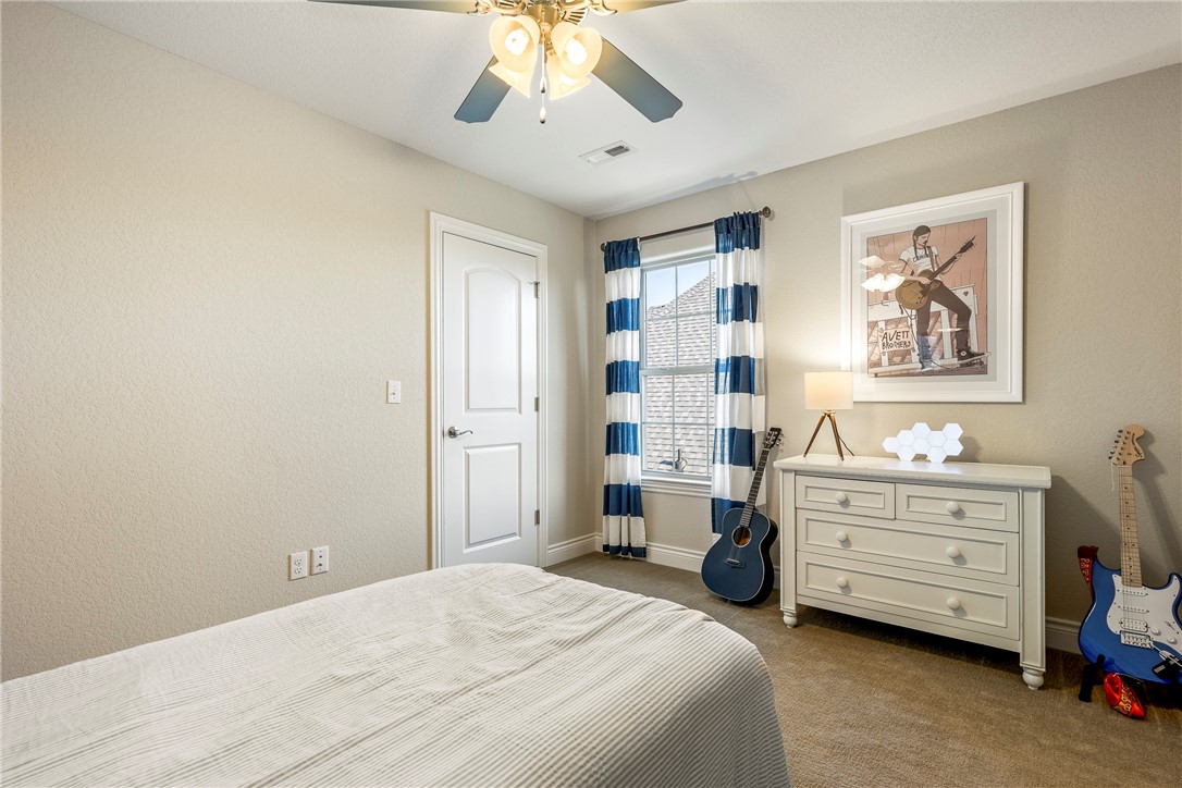 Shadow Valley Pud Ph Vii Rogers - Residential