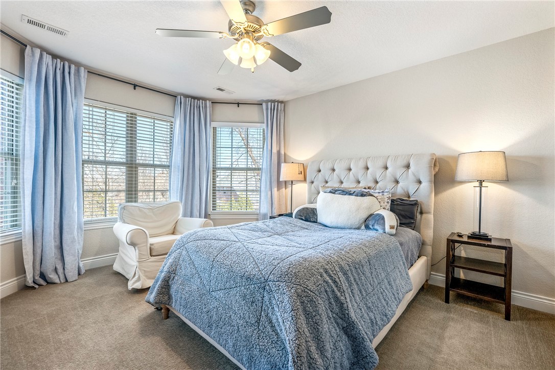 Shadow Valley Pud Ph Vii Rogers - Residential